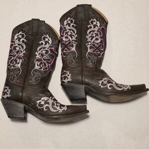 Justin Boots Brown Leather Western Boots with Pink Embroidery